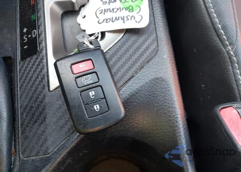 2013 Toyota Rav4 Limited z USA, uszkodzony, nr VIN 2T3DFREVXDW064153